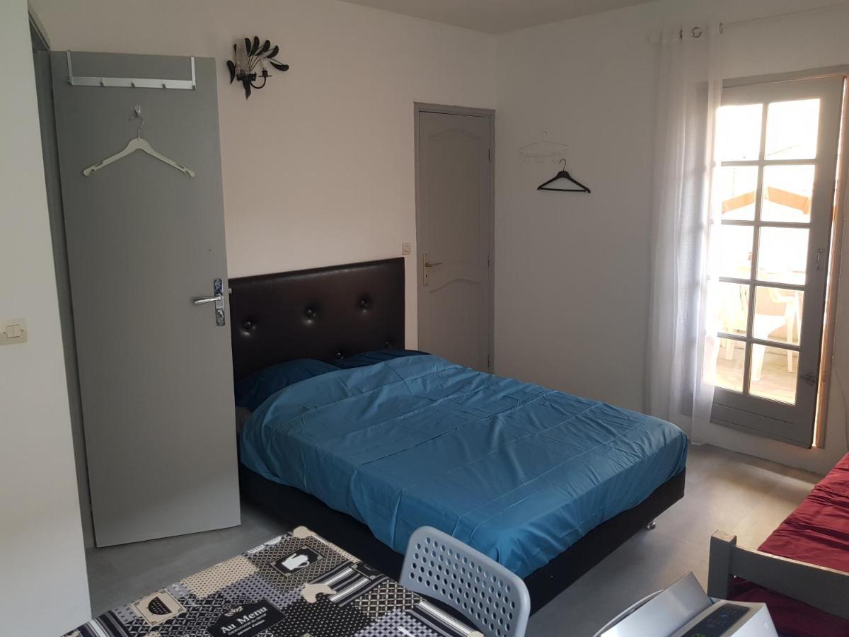 Studio Pour 3 Personnes Au Calme Dans Villa ニース エクステリア 写真